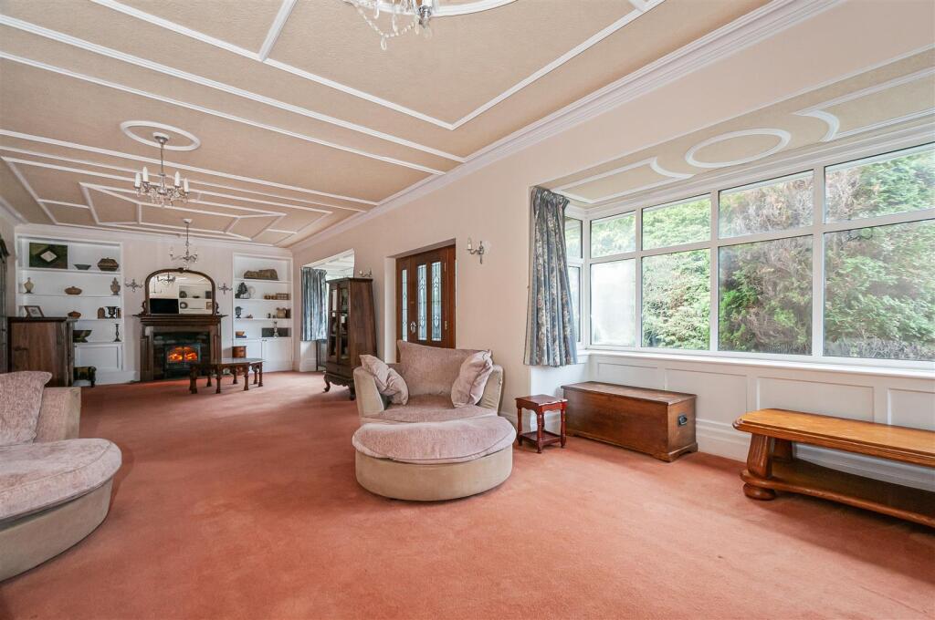 Main image of property: Hook Road, Goole