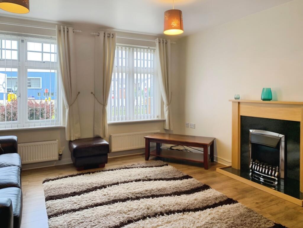 Apartment in North Tyneside, North East - View 2