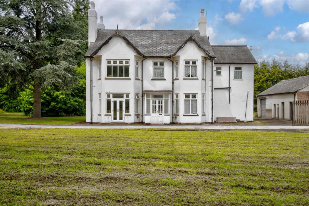 Main image of property: Bryn Hall, Bryn Gates Lane, Bamfurlong
