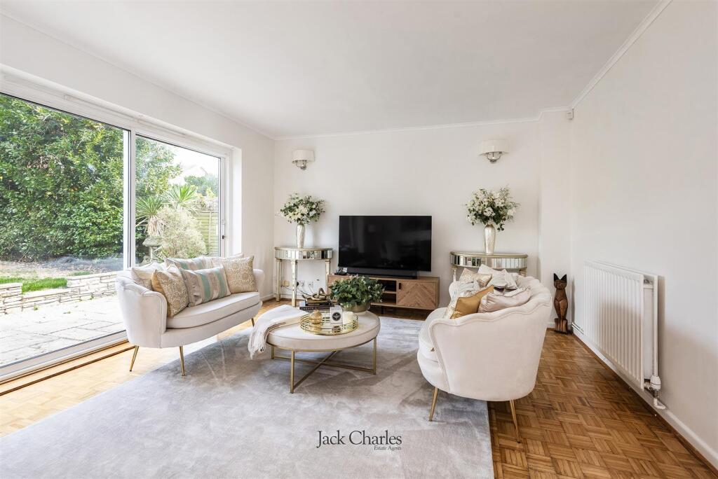 House in Tonbridge and Malling, Kent - View 5