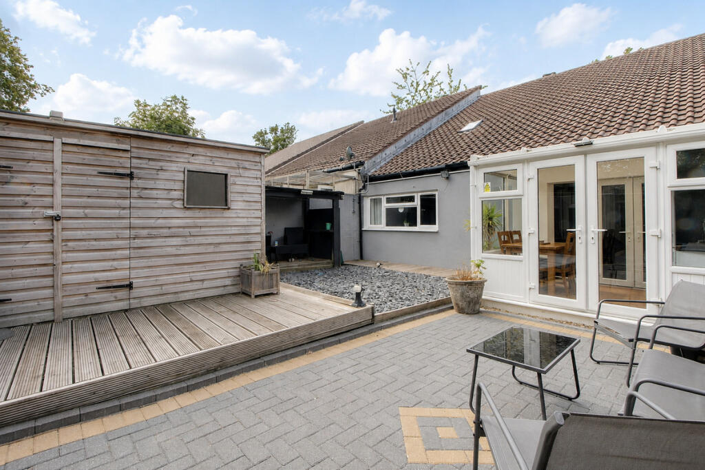 Main image of property: Hatton, Tinkers Bridge, MK6