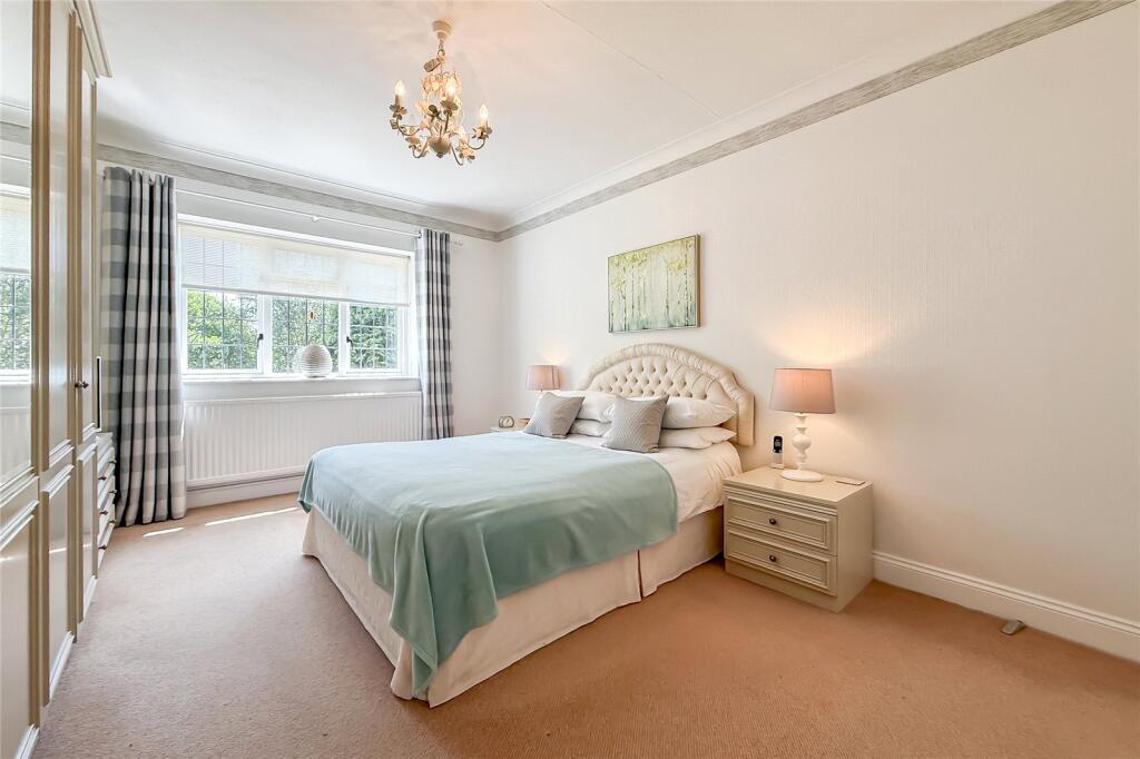 Francis Avenue, St. Albans, Hertfordshire, AL3 - More