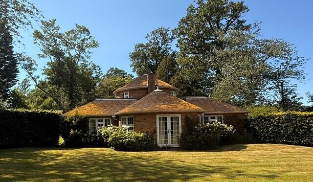 Main image of property: Haines Hill, Twyford, Reading, Berkshire, RG10