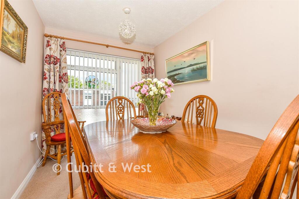 Apartment in Tonbridge - View 5