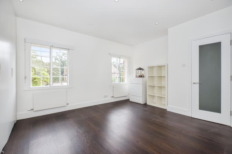 House in London - View 5