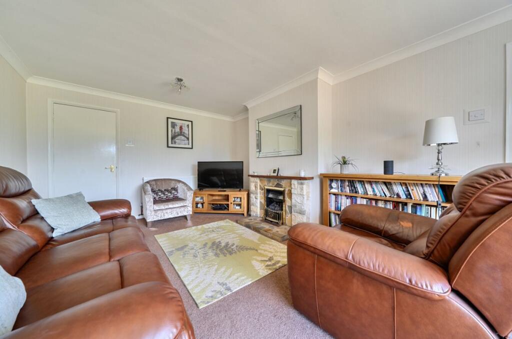 House in Milton Keynes, Brickhill - More