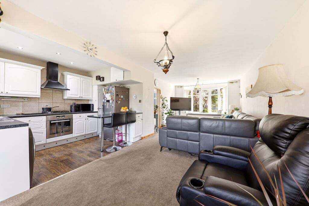 House in Leeds, West Yorkshire - More