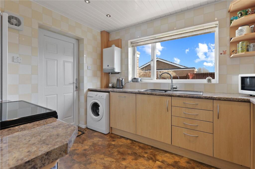 House in Middlesbrough, Nunthorpe - More