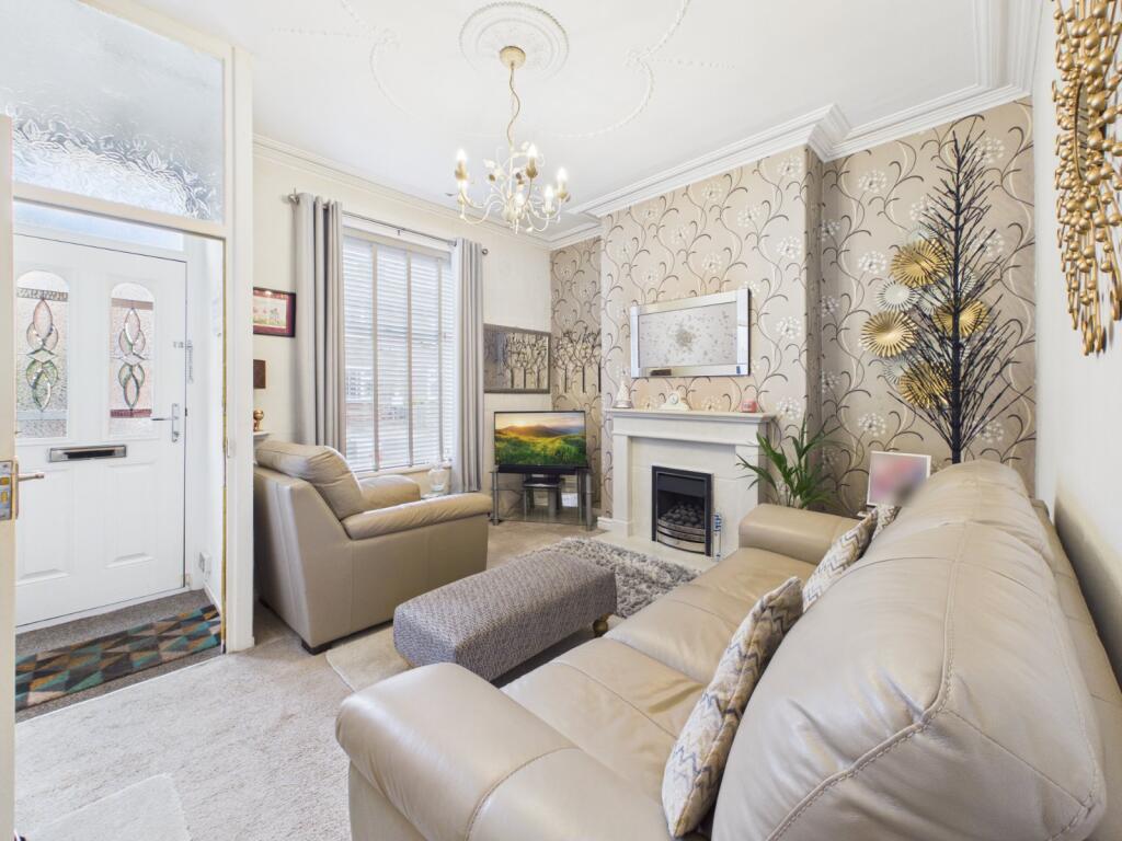 House in Tameside, Greater Manchester - View 3