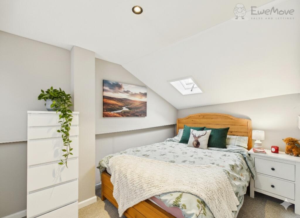 1 Leigh Road, Chulmleigh, Devon, EX18 photo 4