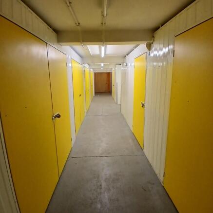 Self Storage Units 