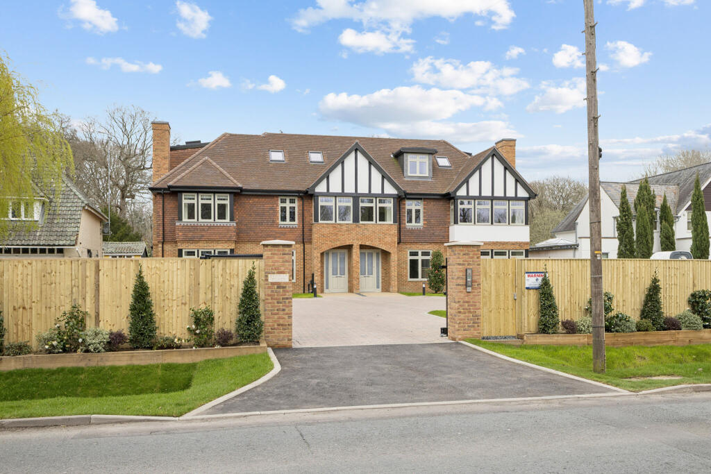 Main image of property: Ronmar Place, Leatherhead Road, Oxshott, KT22