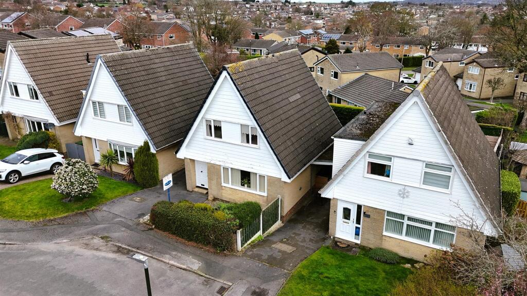 Main image of property: Bradwell Close, Dronfield Woodhouse, Dronfield