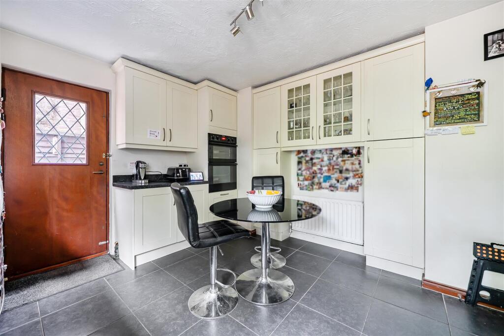 House in Reading, Wokingham Without - More