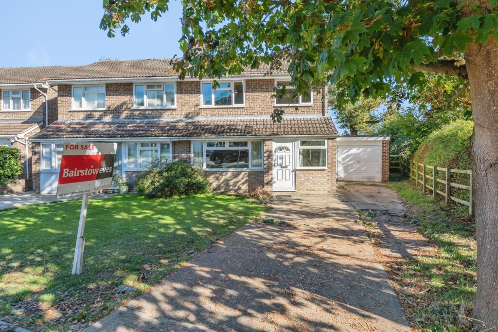 Main image of property: Langemore Way, Billericay, Essex, CM11