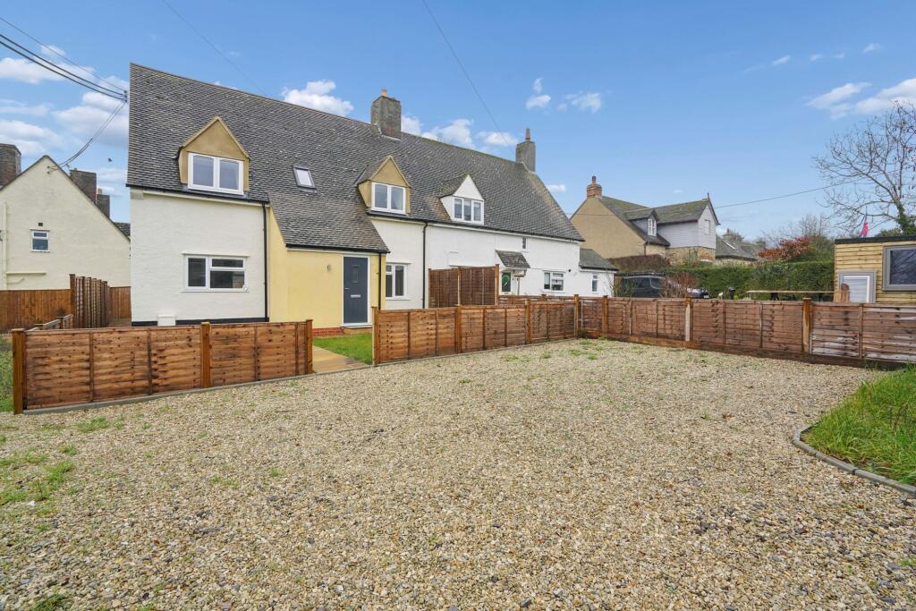 Main image of property: Common Road, North Leigh, OX29