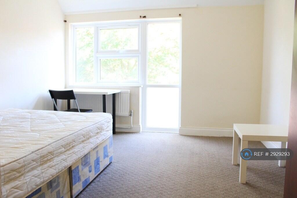 Main image of property: Havelock St, London, N1