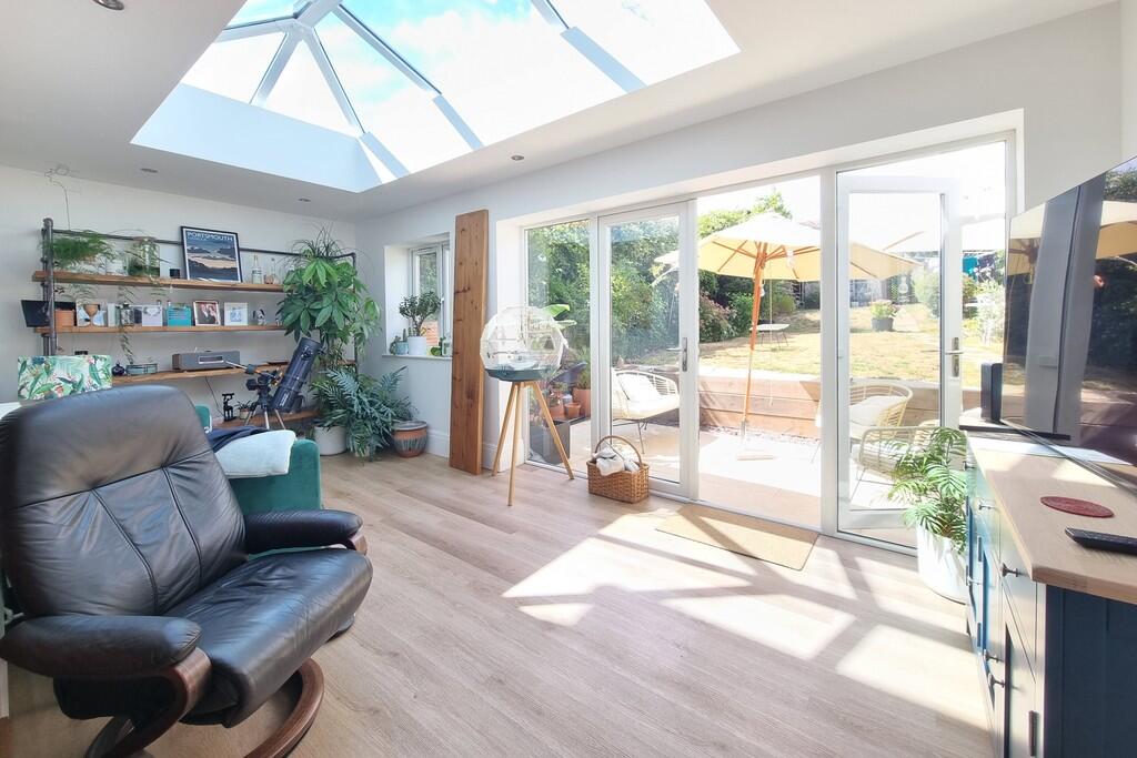 House in Portsmouth, Farlington - View 4