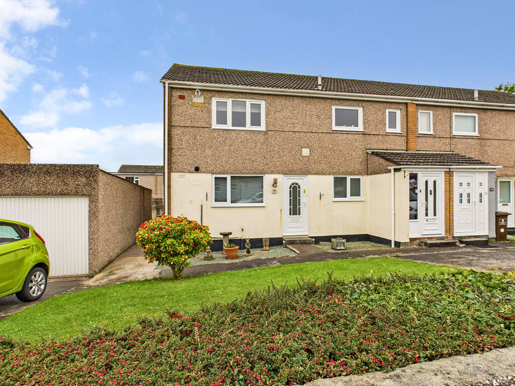 Burwell Close, Thornbury photo 2