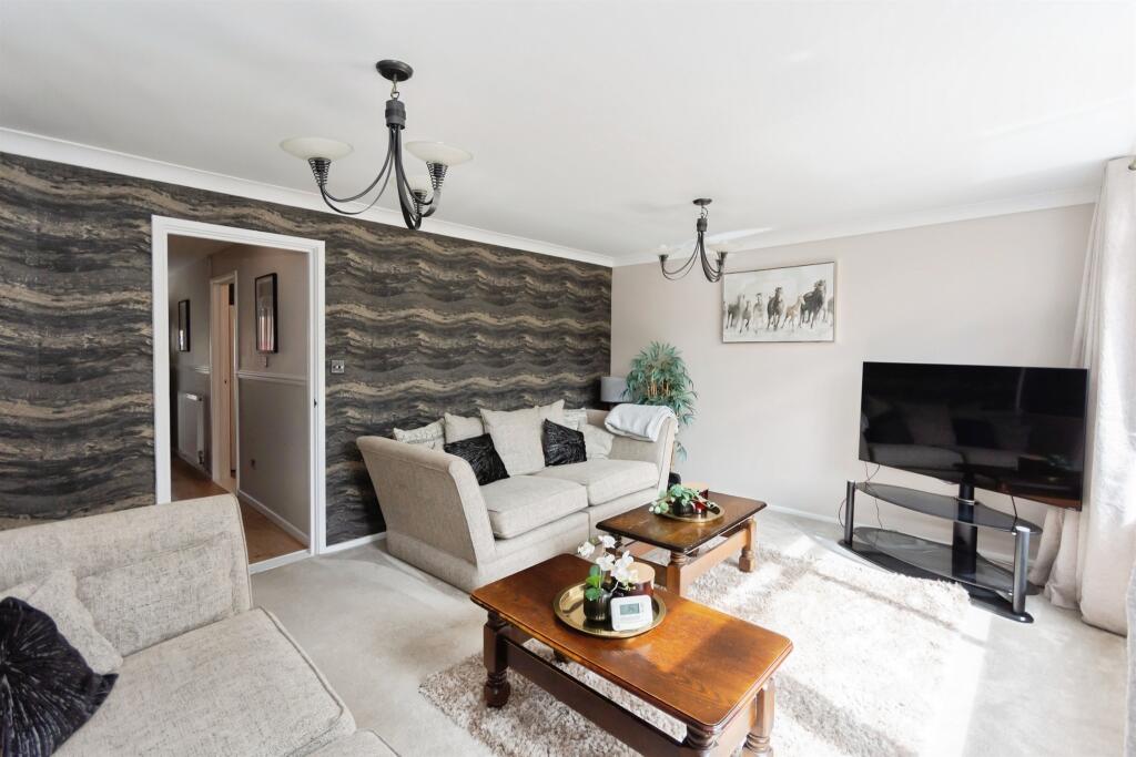 House in Birmingham, California - View 3