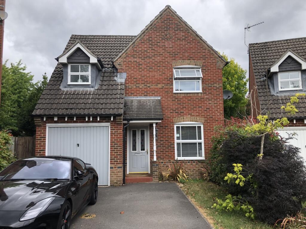 House in Ferndown, The Camelias