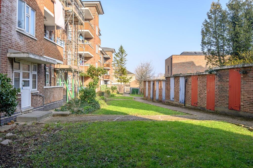 Main image of property: Trinity Road, London N22 8XZ