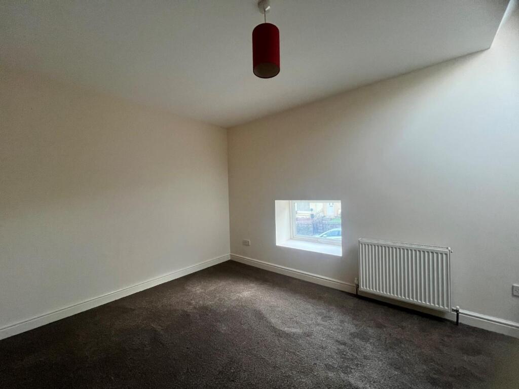 Apartment in Cardiff, Ogmore Valley - More
