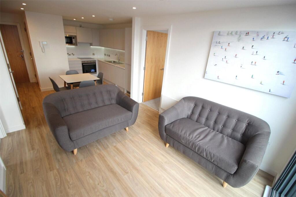 Apartment in Manchester - View 3