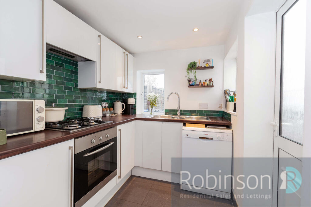 House in Maidenhead, North Town - More
