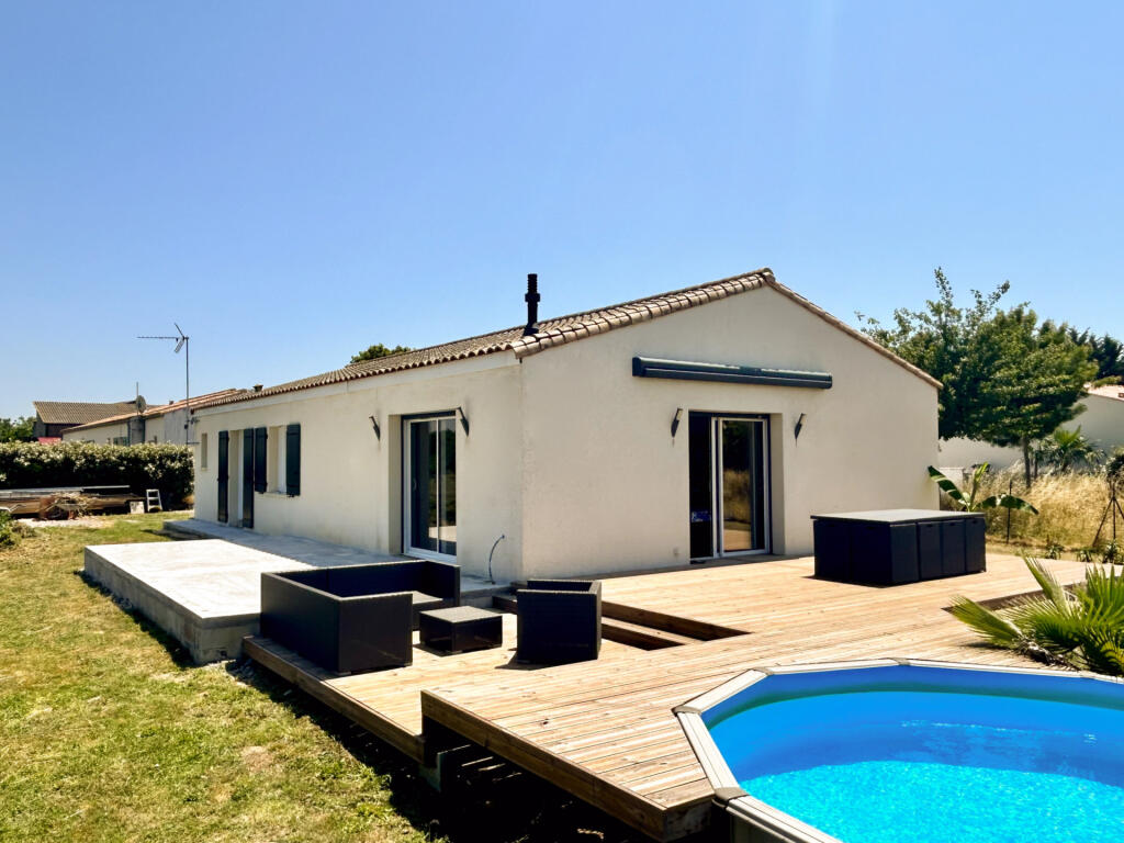 Main image of property: 17250 pont-l-abbe-d-arnoult