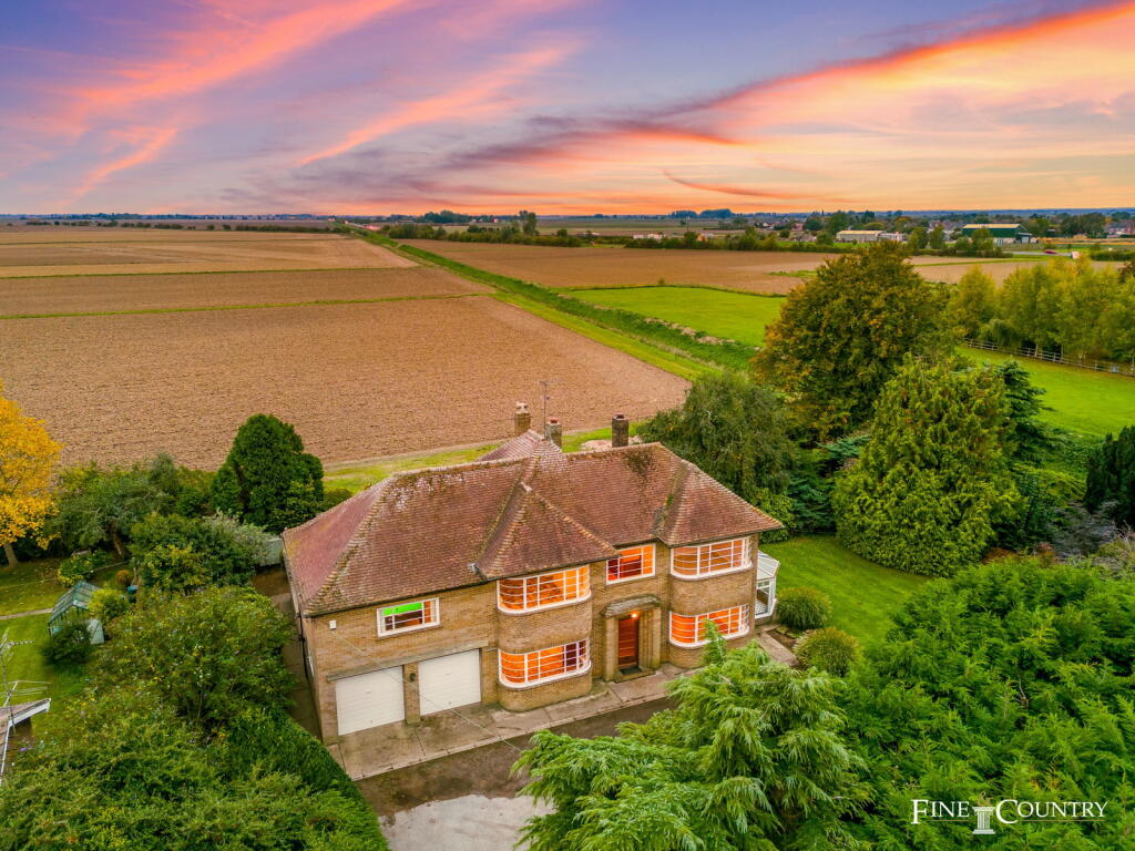 Main image of property: Moulton Chapel