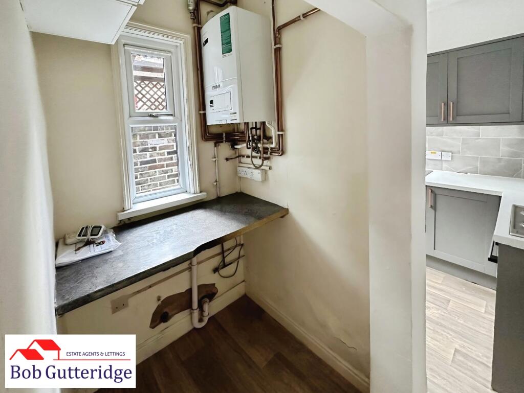 House in Stoke-on-Trent - More