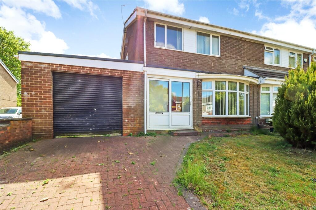 3-bed semi-detached on 24, Marlow Drive, Sunderland, Tyne and Wear, SR3, £135,000