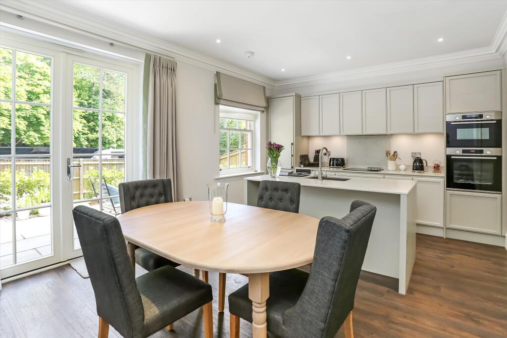 Stockbridge Road, Winchester, Hampshire SO22 photo 3