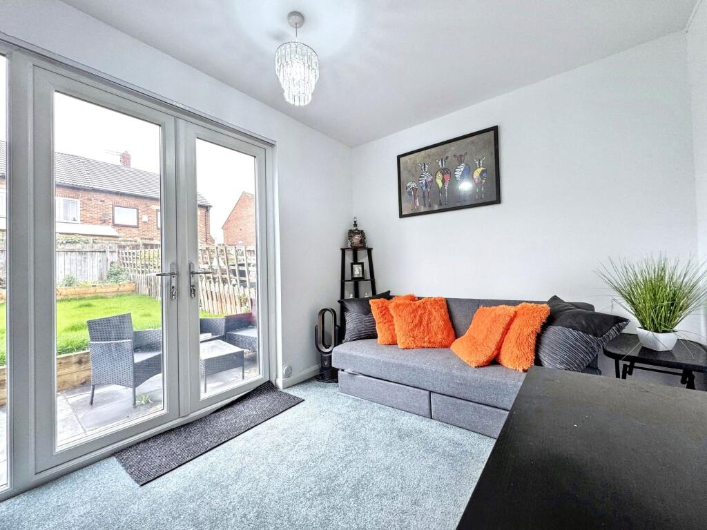 House in South Tyneside, Boldon Colliery - View 6