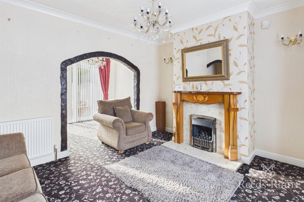 House in Wakefield, West Yorkshire - View 4