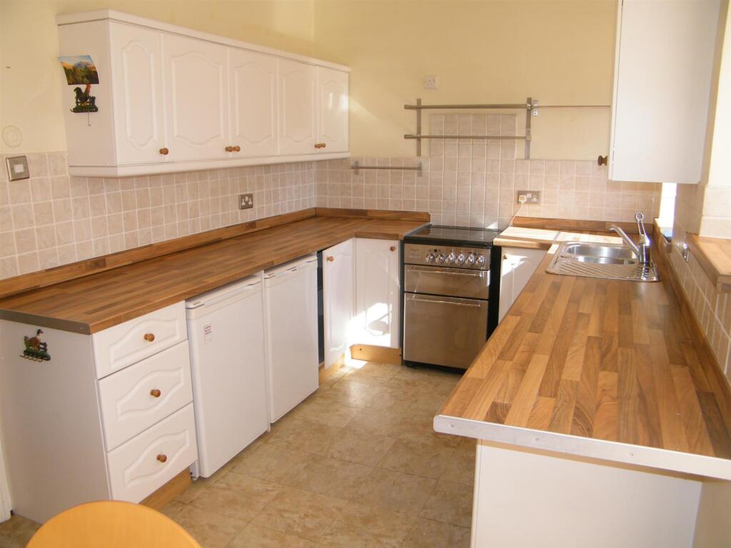 Main image of property: Middle Park Avenue, Mottingham, SE9