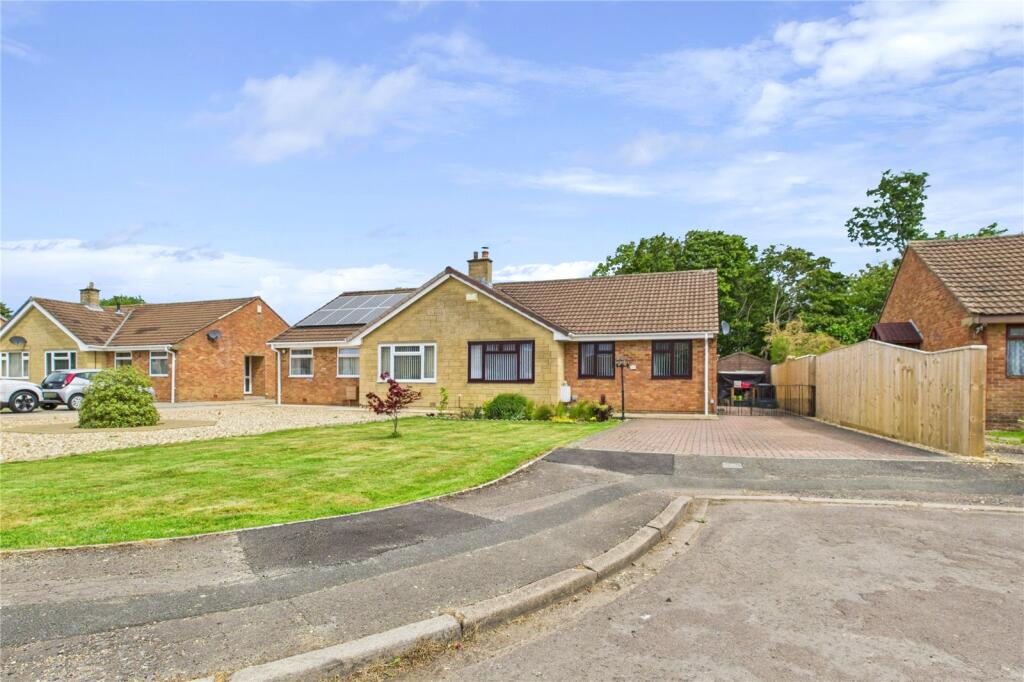 Main image of property: Deben Crescent, Greenmeadow, Swindon, SN25