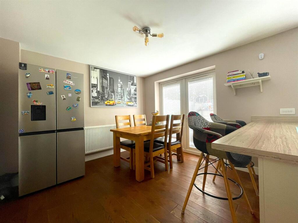 House in Hornsea, East Riding of Yorkshire - More