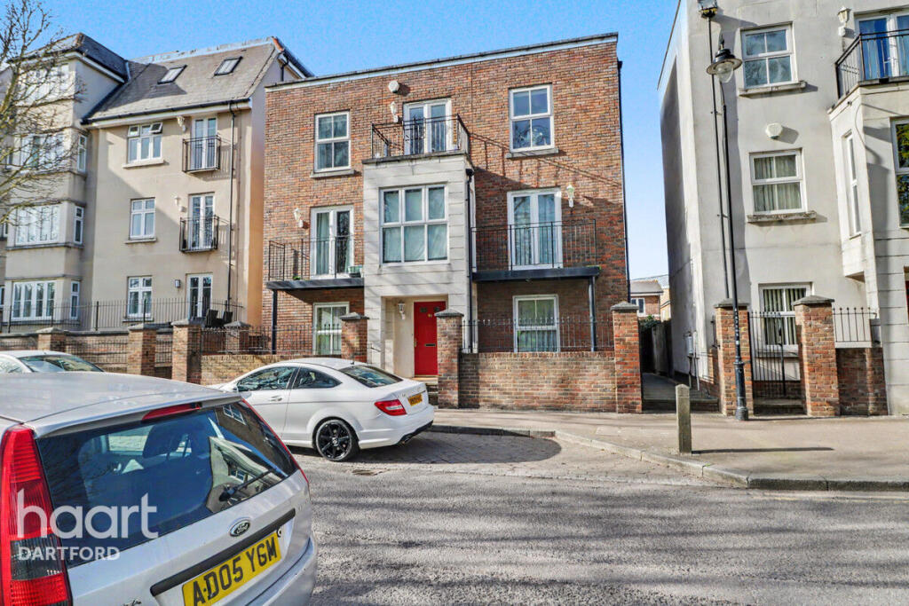Main image of property: Ingress Park Avenue, Greenhithe