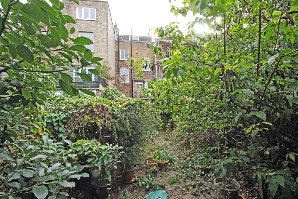 Lambeth Road, London SE1 photo 3