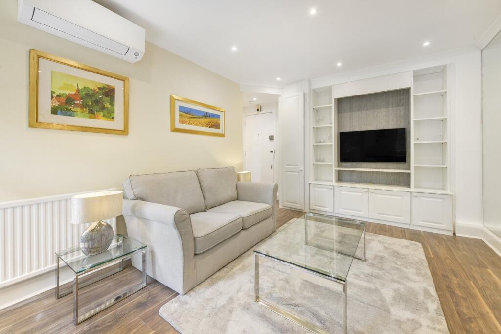 Apartment in London - View 2