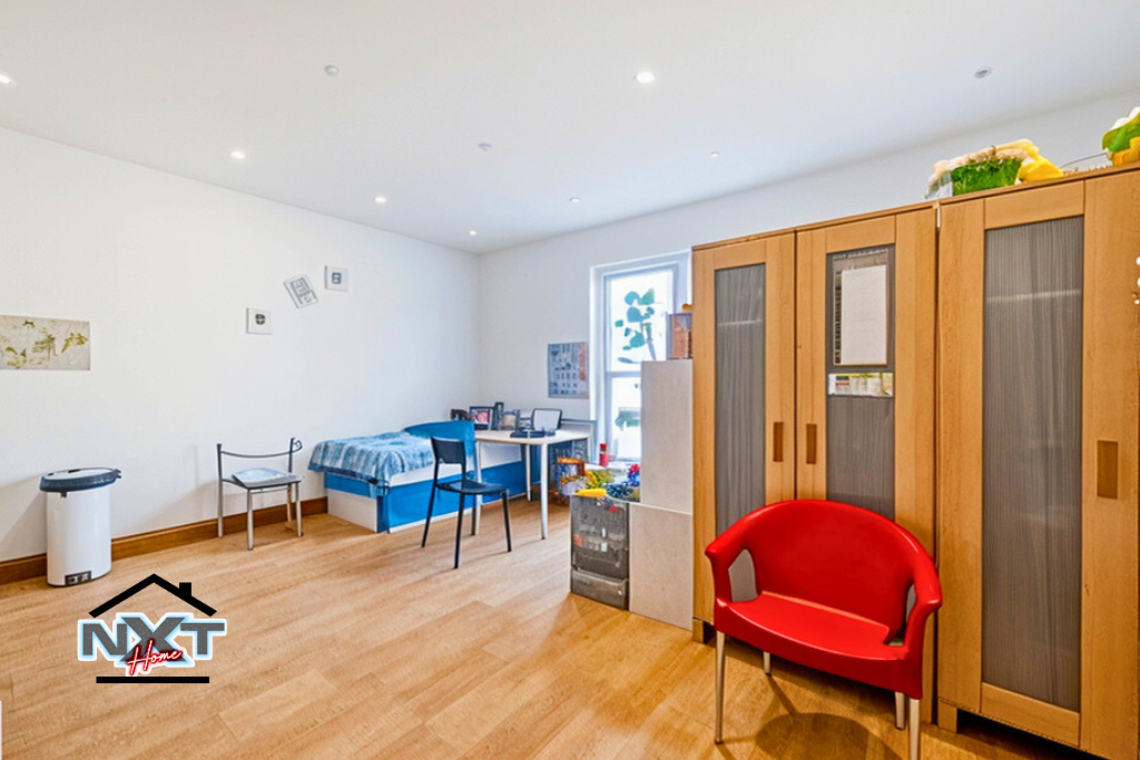 Main image of property: Poplar High Street, London, E14