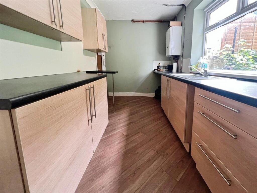 House in Bradford, Haigh Fold, Undercliffe - View 5