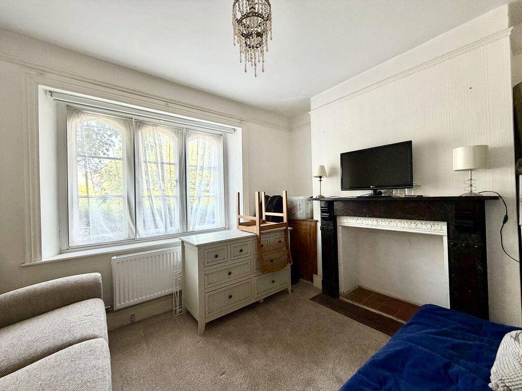 House in Swindon - View 5