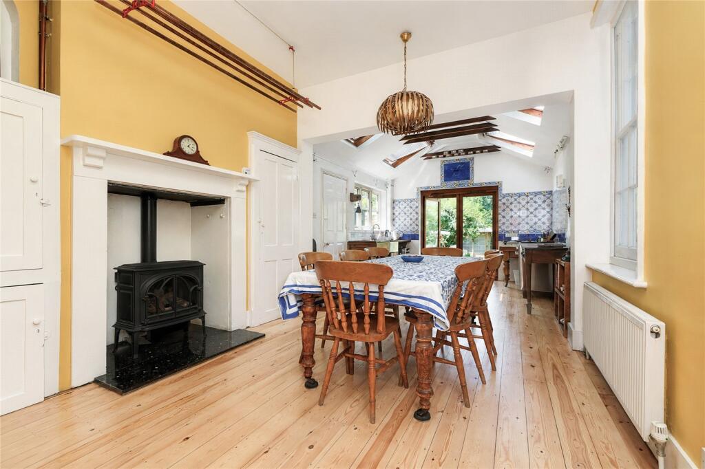 House in Cambridge, Petersfield - View 4