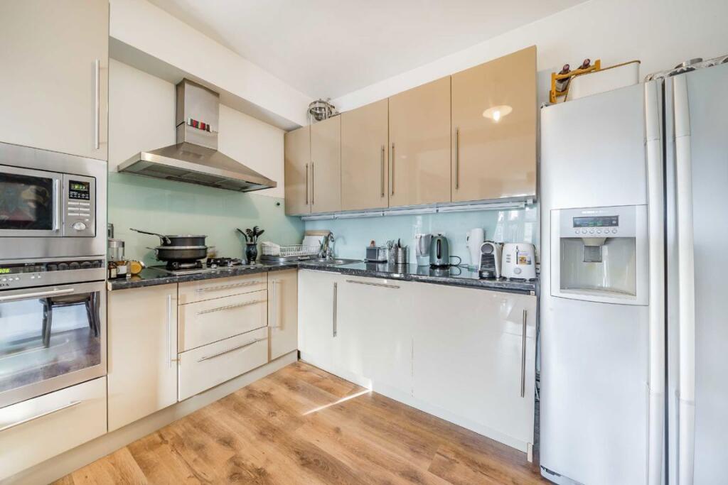 Minster Road, West Hampstead photo 4