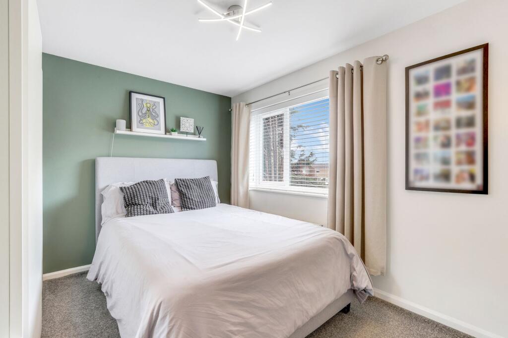 House in Ashfield, Hucknall - More