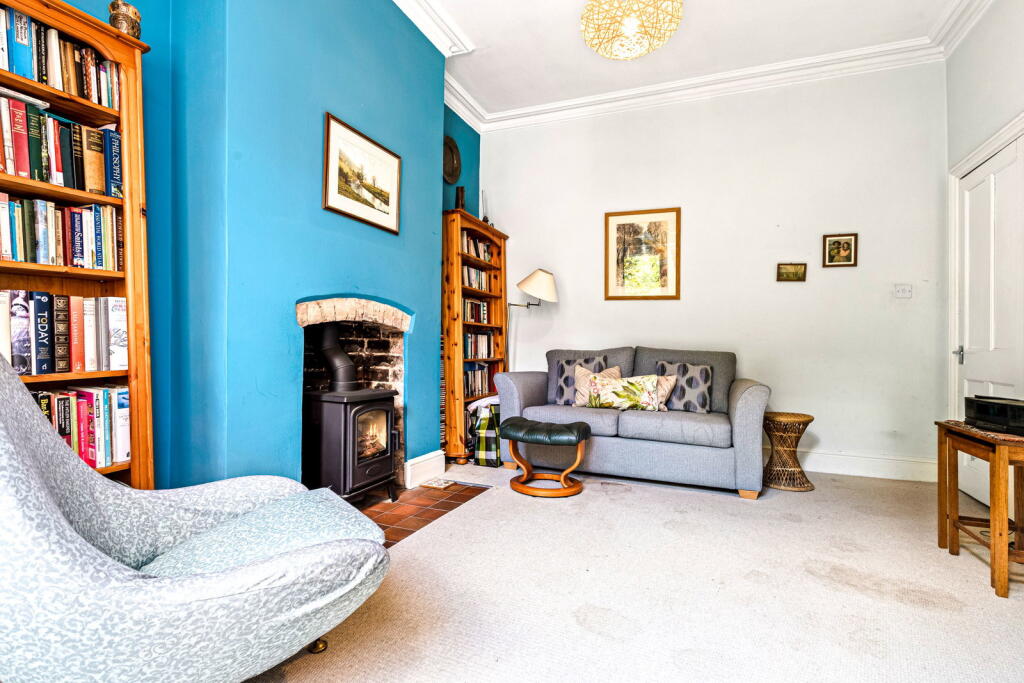 House in Leicester - More