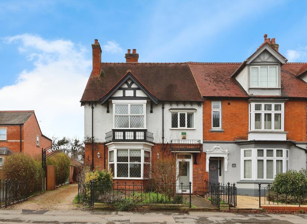 Main image of property: Grove Road, Central, Stratford-upon-Avon, CV37